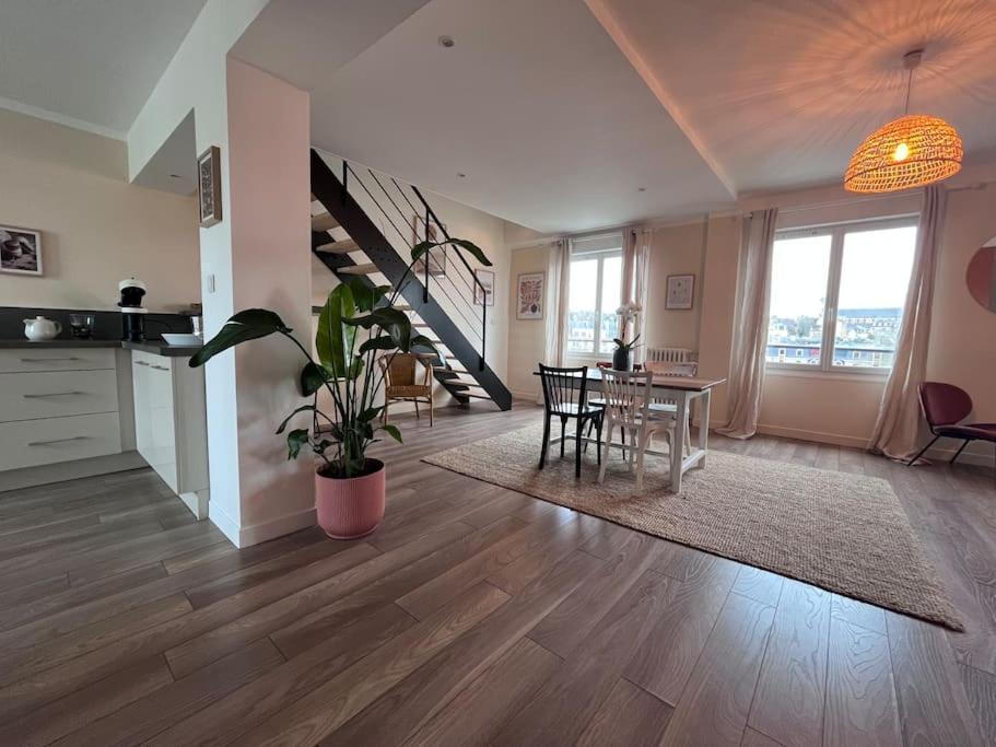 Le Saint Pierre Grand Duplex Hyper Centre, Port Caen Apartment Екстериор снимка